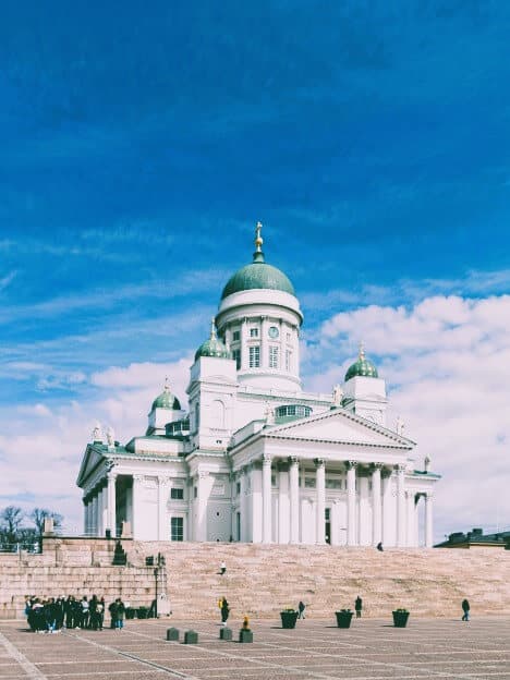 Loty do Helsinki (HEL)